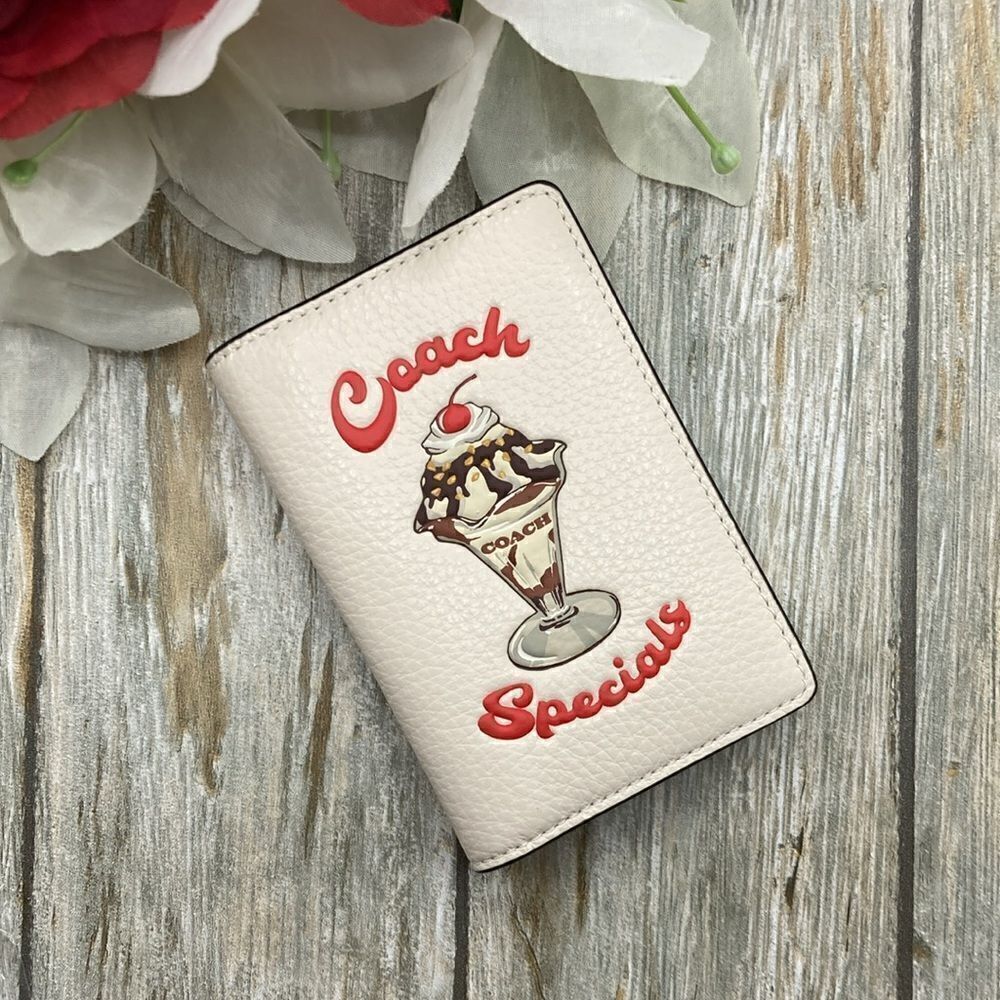 Coach Id Wallet With Boardwalk Sundae Graphic Wallet Bag Purse